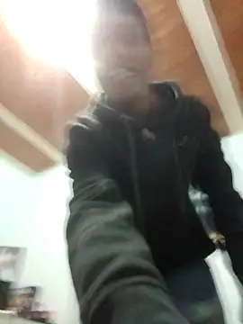 Snapshot of suckdream chatting on 03-07-26, 12:07 suckdream online show from 03-07-26, 12:07