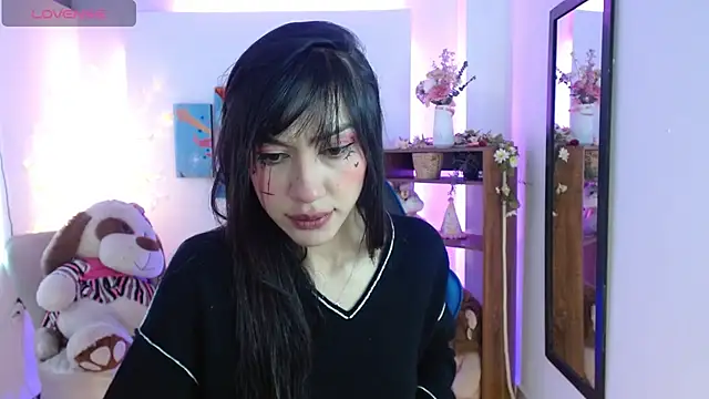 Snapshot of FIORELLA_L chatting on 05-10-26, 12:10 FIORELLA L online show from 05-10-26, 12:10