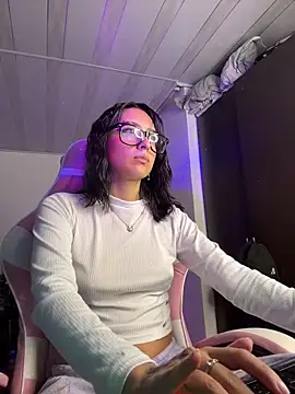 kuromi x online show from 03-10-26, 08:08