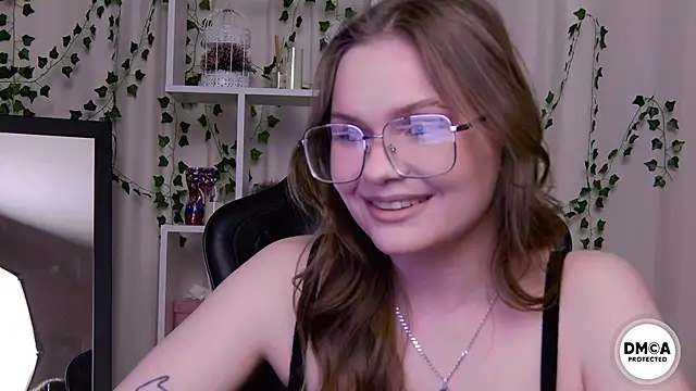 Snapshot of Kate_mermaid chatting on 02-02-26, 03:38 Kate mermaid online show from 02-02-26, 03:38