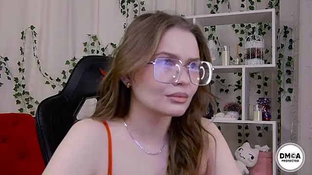 Snapshot of Kate_mermaid chatting on 02-05-26, 01:32 Kate mermaid online show from 02-05-26, 01:32