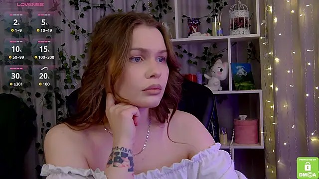 Snapshot of Kate_mermaid chatting on 03-04-26, 01:44 Kate mermaid online show from 03-04-26, 01:44