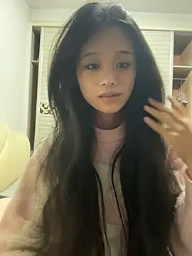 Snapshot of srr6677 chatting on 03-05-26, 08:21 srr6677 online show from 03-05-26, 08:21