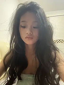 Snapshot of srr6677 chatting on 03-10-26, 11:04 srr6677 online show from 03-10-26, 11:04