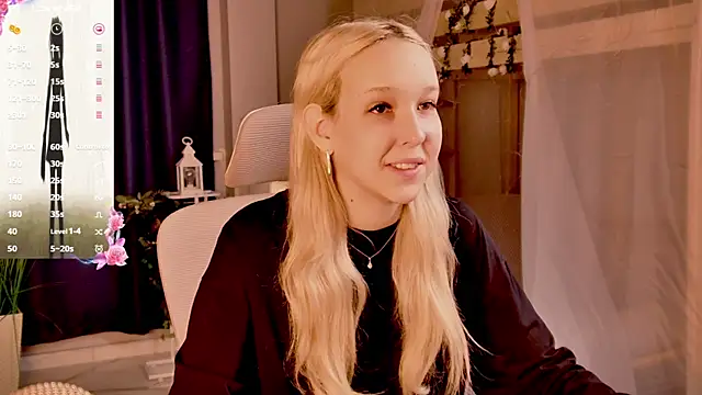 Snapshot of MaoqiBeverly chatting on 06-19-26, 10:08 MaoqiBeverly online show from 06-19-26, 10:08