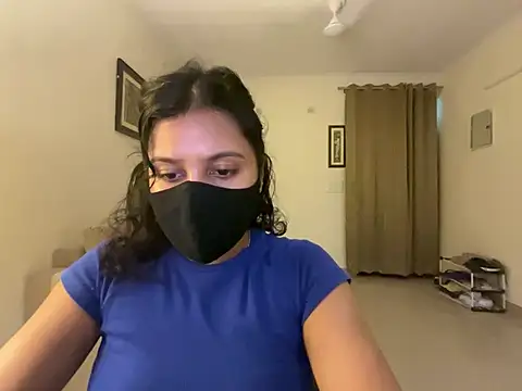 Snapshot of Anna_girl22 chatting on 07-07-26, 04:22 Anna girl22 online show from 07-07-26, 04:22
