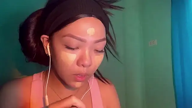 TerisaYellow online show from 02-12-26, 06:19