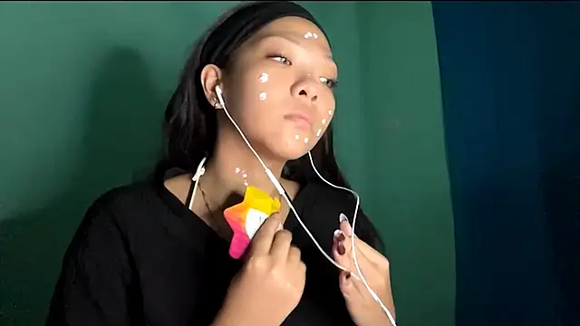 TerisaYellow online show from 02-16-26, 01:07