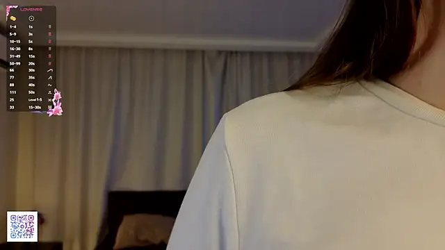 LeanneDinkle online show from 04-30-26, 06:09