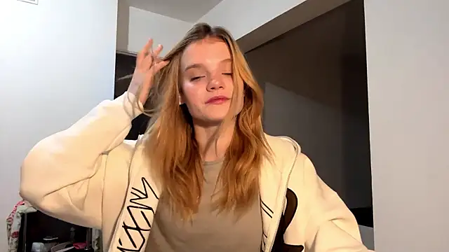 Snapshot of Tiffany_Muse chatting on 02-04-26, 01:00 Tiffany Muse online show from 02-04-26, 01:00