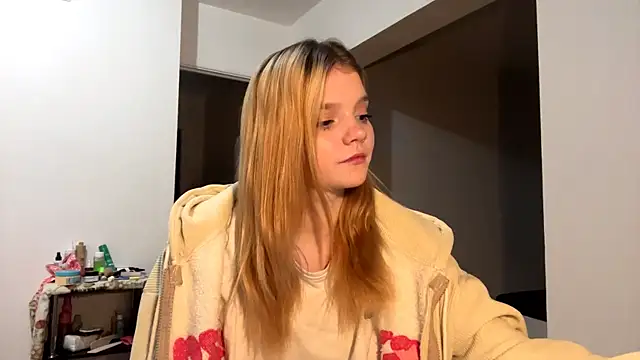 Snapshot of Tiffany_Muse chatting on 02-05-26, 01:10 Tiffany Muse online show from 02-05-26, 01:10