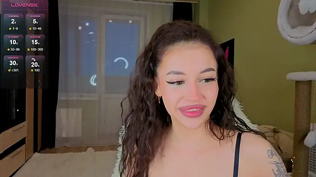 Snapshot of RiriDay chatting on 03-07-26, 04:04 RiriDay online show from 03-07-26, 04:04