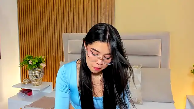 CristalMayson online show from 04-25-26, 12:24