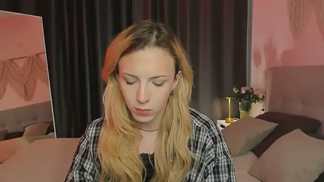 Tiffany  King online show from 04-29-26, 05:44