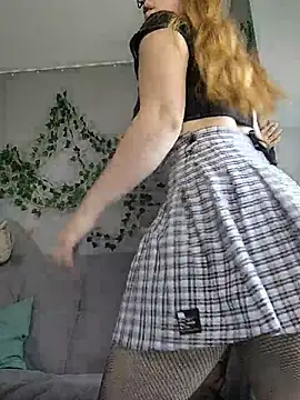 Mira-Werner online show from 06-24-26, 04:00