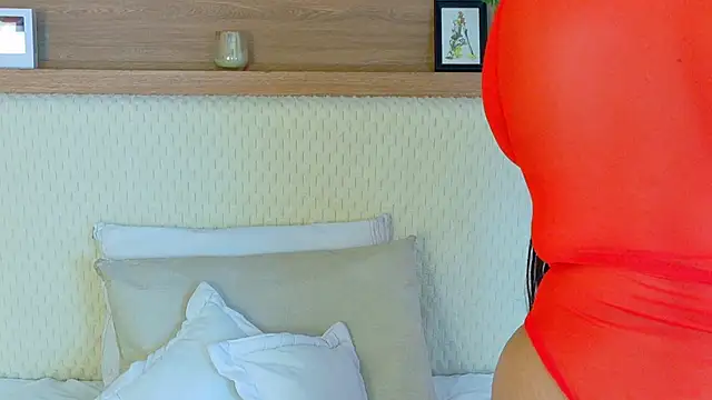 VioletBloomm online show from 03-19-26, 11:47