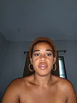 Snapshot of Seductive_Simon333 chatting on 02-01-26, 05:17 Seductive Simon333 online show from 02-01-26, 05:17