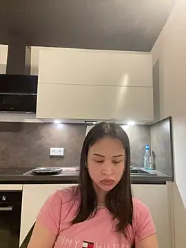 Snapshot of Just-Lilly chatting on 06-19-26, 04:55 Just-Lilly online show from 06-19-26, 04:55