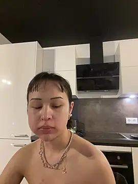 Snapshot of Just-Lilly chatting on 06-20-26, 04:10 Just-Lilly online show from 06-20-26, 04:10