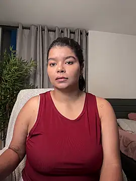 Snapshot of moonhelen chatting on 02-23-26, 11:35 moonhelen online show from 02-23-26, 11:35