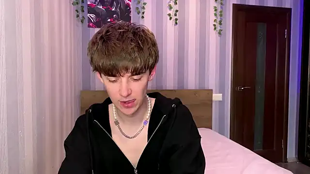 Sweet Dude online show from 05-01-26, 04:11
