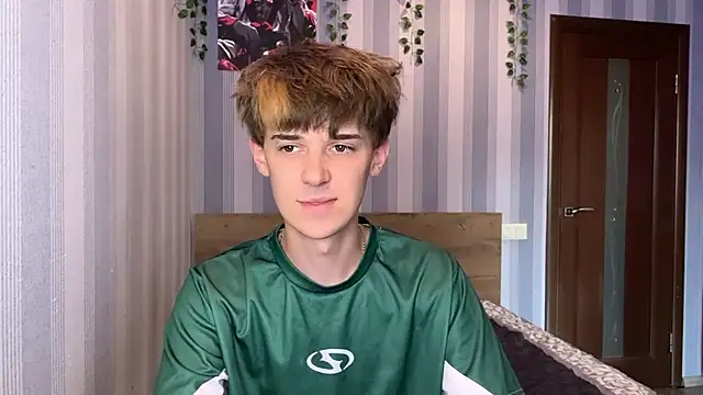 Sweet Dude online show from 07-29-26, 04:49