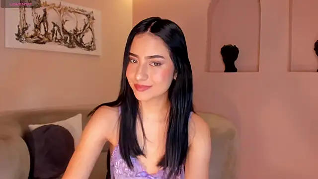 LucieMartin online show from 04-13-26, 07:30