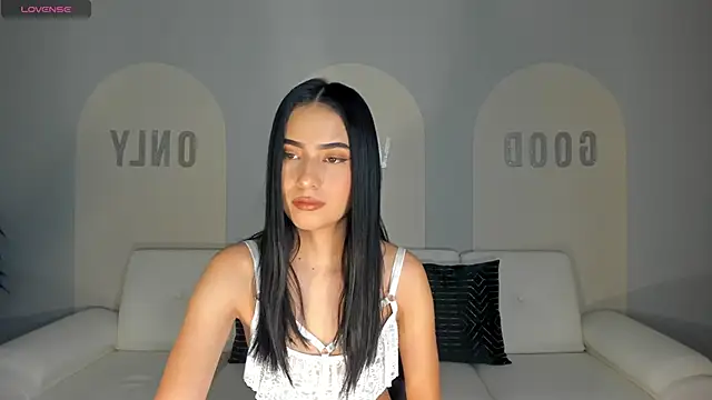 LucieMartin online show from 04-29-26, 07:31