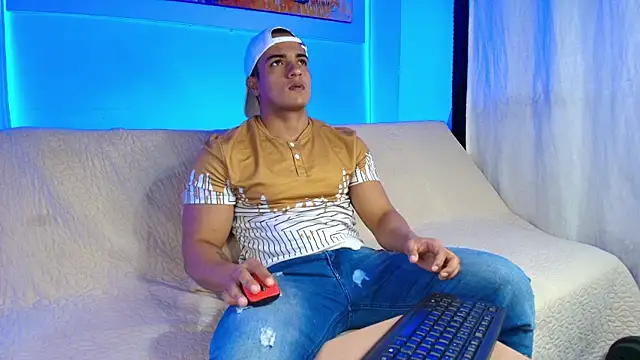 jhon nicolas online show from 07-27-26, 01:34