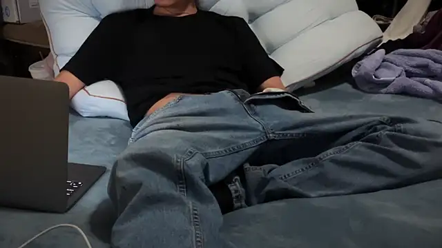 Mardelrey online show from 03-04-26, 01:50