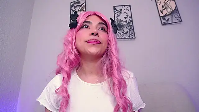 loveegirll1 online show from 03-01-26, 03:19