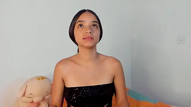 Snapshot of Lilith_pink29 chatting on 02-10-26, 02:04 Lilith pink29 online show from 02-10-26, 02:04