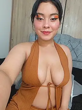 zoe love18 online show from 06-18-26, 05:08