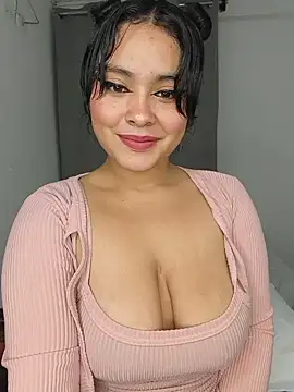 zoe love18 online show from 07-30-26, 04:11