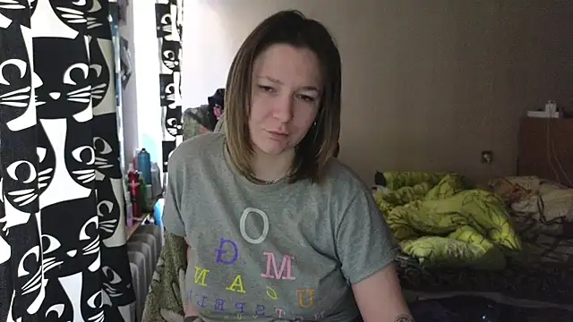 Snapshot of Ozalin_ chatting on 02-25-26, 10:03 Ozalin online show from 02-25-26, 10:03