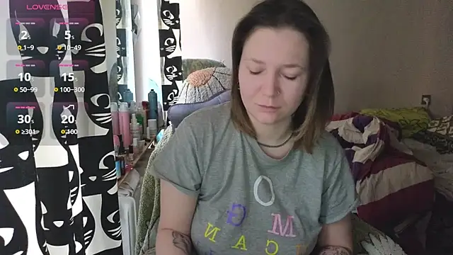 Snapshot of Ozalin_ chatting on 03-05-26, 10:11 Ozalin online show from 03-05-26, 10:11