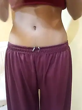 Snapshot of Siya_bombay chatting on 02-14-26, 12:18 Siya bombay online show from 02-14-26, 12:18