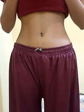 Snapshot of Siya_bombay chatting on 02-18-26, 12:28 Siya bombay online show from 02-18-26, 12:28