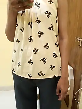 Snapshot of Siya_bombay chatting on 03-06-26, 12:01 Siya bombay online show from 03-06-26, 12:01