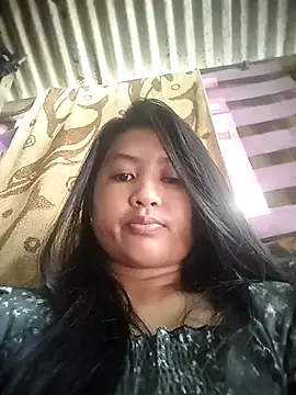 Snapshot of SweetKirsten69 chatting on 02-12-26, 01:33 SweetKirsten69 online show from 02-12-26, 01:33