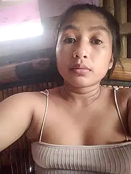 Snapshot of SweetKirsten69 chatting on 02-17-26, 03:36 SweetKirsten69 online show from 02-17-26, 03:36