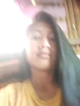 Snapshot of SweetKirsten69 chatting on 03-25-26, 07:03 SweetKirsten69 online show from 03-25-26, 07:03