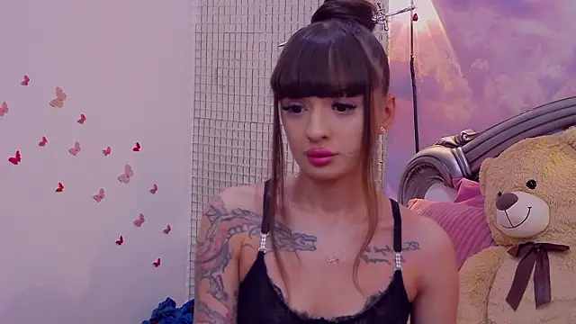 Snapshot of KayaRosse chatting on 02-17-26, 06:43 KayaRosse online show from 02-17-26, 06:43