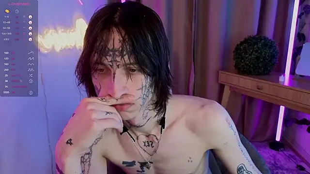 Snapshot of swagamee chatting on 02-05-26, 05:06 swagamee online show from 02-05-26, 05:06