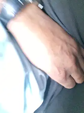 Snapshot of hot---boy1 chatting on 02-25-26, 04:33 hot---boy1 online show from 02-25-26, 04:33