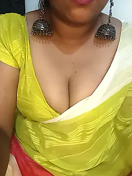 Snapshot of Chinnima143 chatting on 05-27-26, 05:43 Chinnima143 online show from 05-27-26, 05:43