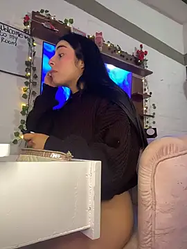 Snapshot of Natasha-Naughty- chatting on 02-16-26, 01:40 Natasha-Naughty- online show from 02-16-26, 01:40