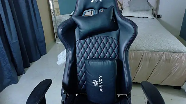 Alishaa sweet online show from 04-16-26, 01:45