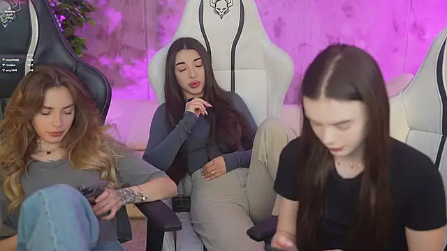 Zlata Sky online show from 02-22-25, 09:04