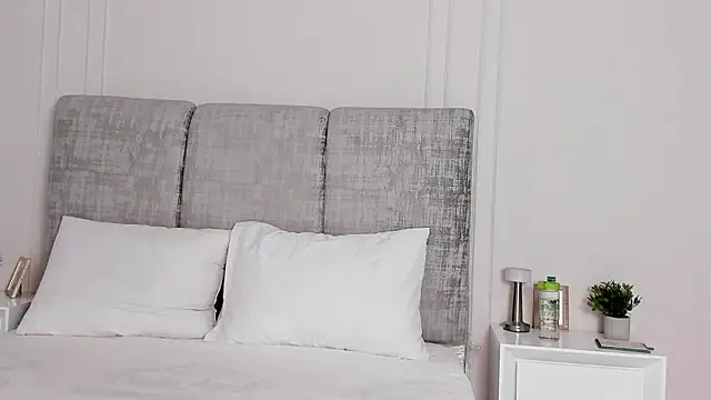 PenelopeSaenz  online show from 02-20-26, 12:27